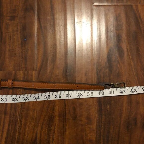 Street Level, Brown Small Trapeze Crossbody Tote or Purse - Picture 11 of 12